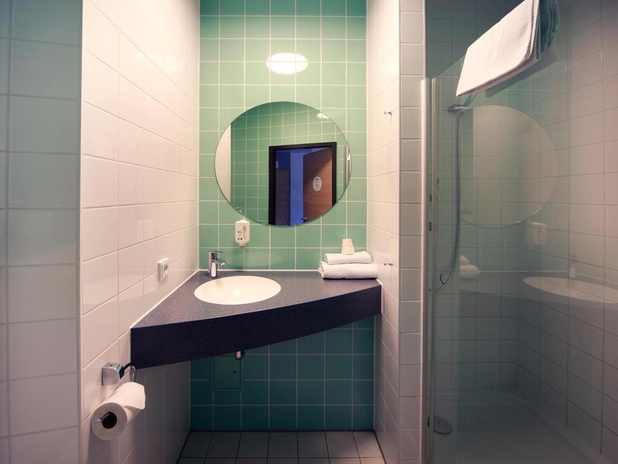 B&B Hotel Jena Bagian luar foto